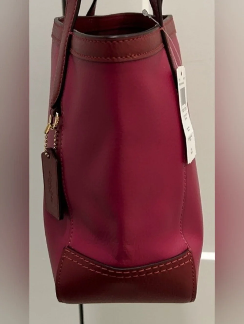 Coach Gallery Tote Horse & Carriage Logo Tote – NWT Magenta/Berry C5775
